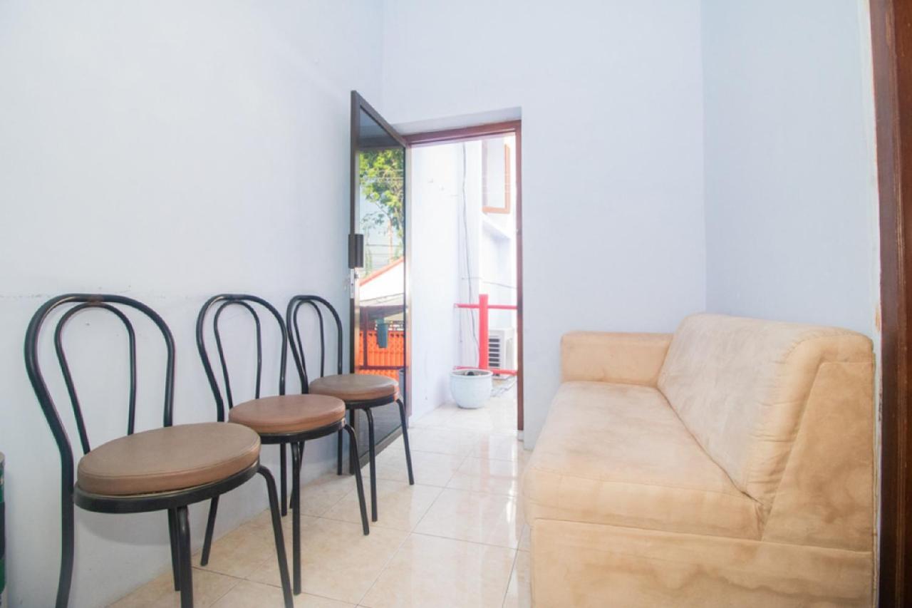 Reddoorz Near Pantai Boom Hotel Banyuwangi  Luaran gambar