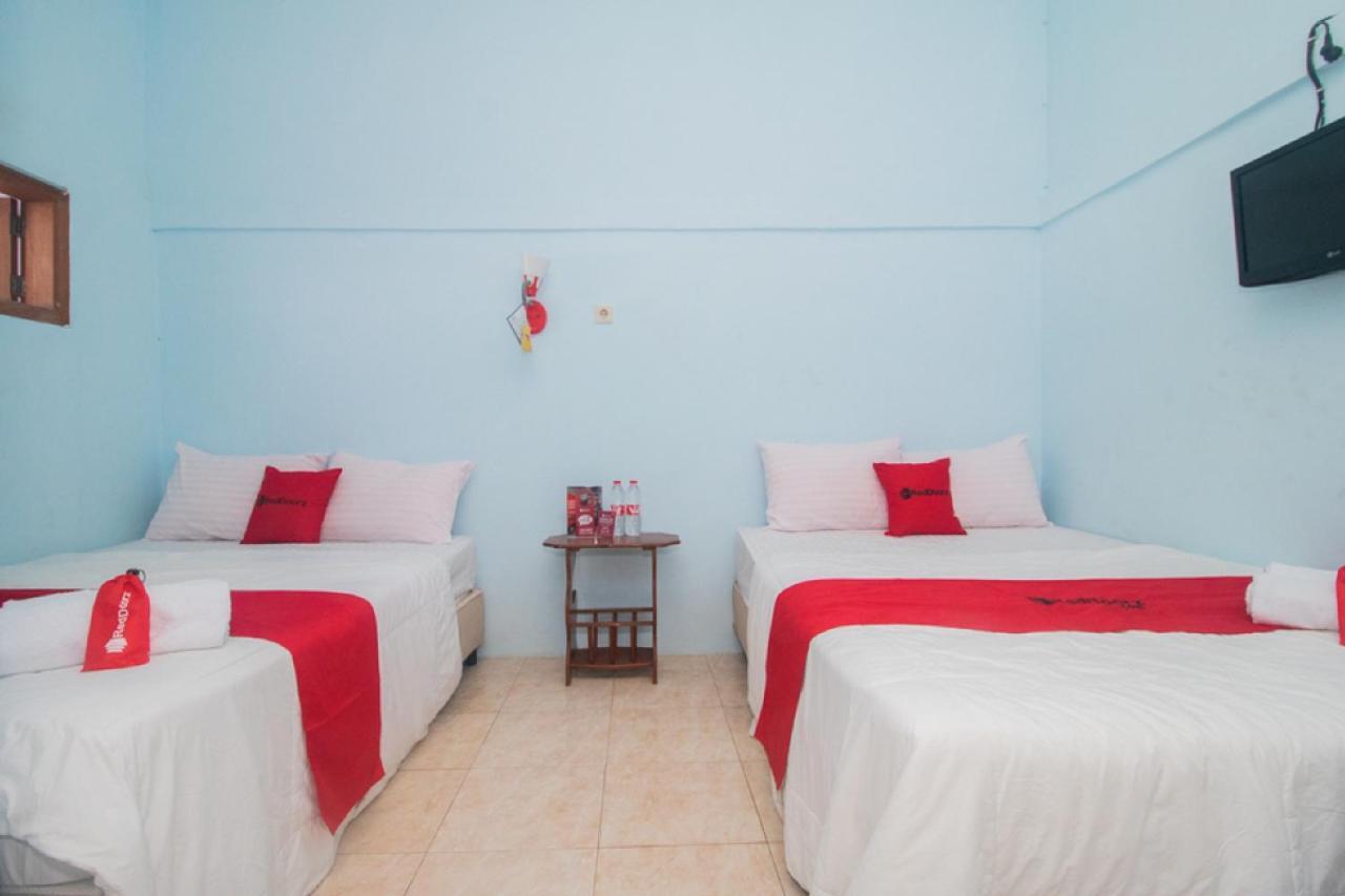 Reddoorz Near Pantai Boom Hotel Banyuwangi  Luaran gambar