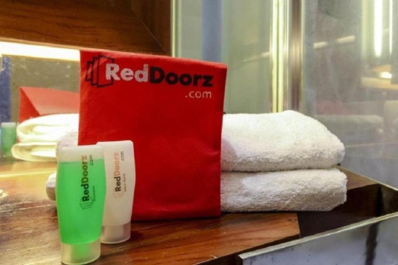 Reddoorz Near Pantai Boom Hotel Banyuwangi  Luaran gambar
