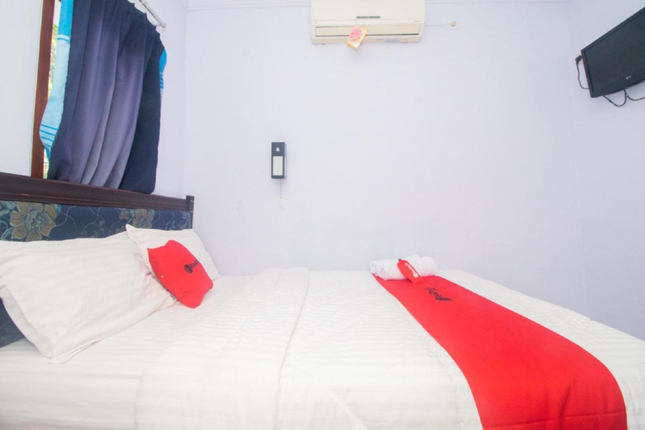 Reddoorz Near Pantai Boom Hotel Banyuwangi  Luaran gambar