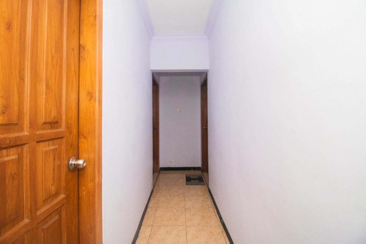 Reddoorz Near Pantai Boom Hotel Banyuwangi  Luaran gambar